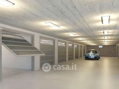 Garage/Posto auto in Vendita in Via Francesco Salemi 21 a Terrasini