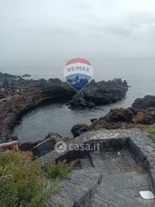 Garage/Posto auto in Vendita in Via Tripi 3 a Acireale