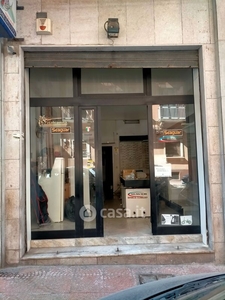 Negozio/Locale commerciale in Vendita in Via Giuseppe Mazzini 44 a Taranto