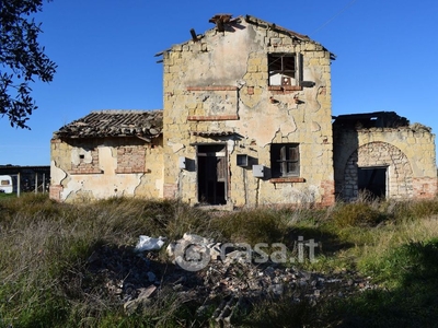 Rustico/Casale in Vendita in Borgo Cervaro a Foggia