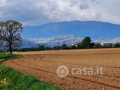 Terreno agricolo in Vendita in Via Giuseppe Verdi a Chignolo d'Isola