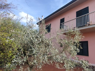 Villa in vendita a Castelfranco Di Sotto Pisa