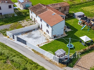 Villa in Vendita in Via Bonellina a Pistoia