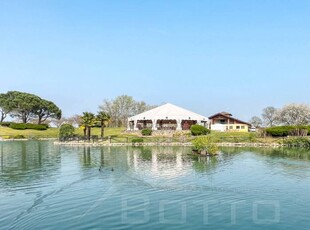 Agriturismo in Vendita a Barengo Clementina