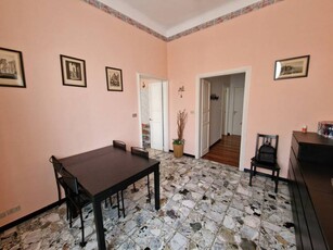 Appartamento in Affitto a Rapallo Rapallo - Centro