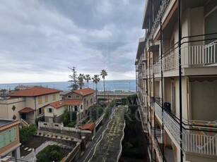 Appartamento in Vendita a Bordighera Via Vittorio Emanuele II