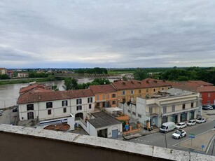 Appartamento in Vendita a Casale Monferrato Casale Monferrato - Centro