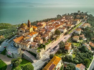 Appartamento in Vendita a Castiglione del Lago Castiglione del Lago - Centro