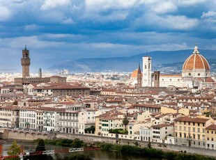 Appartamento in Vendita a Firenze Porta al Prato / Sant 'Iacopino / Statuto / Fortezza