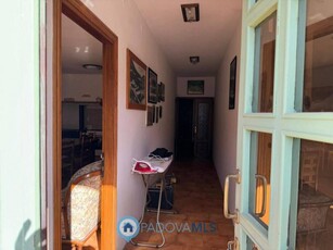 Appartamento in Vendita a Galzignano Terme Galzignano Terme - Centro