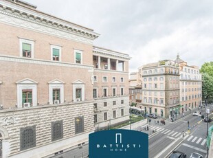 Appartamento in Vendita a Roma Centro Storico