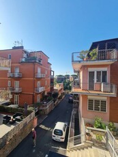 Appartamento in Vendita a Roma Portuense
