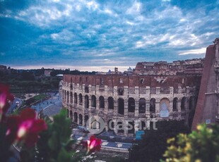 Appartamento in Vendita in Piazza del Colosseo a Roma