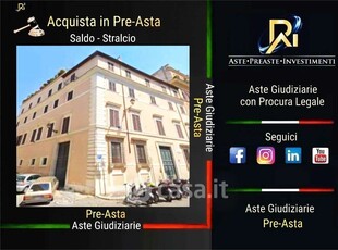 Appartamento in Vendita in Piazza di Campitelli 1 a Roma