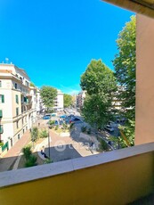 Appartamento in Vendita in Piazza Duca di Genova a Roma
