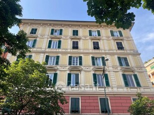 Appartamento in Vendita in Piazza Manin 1 a Genova