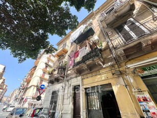 Appartamento in Vendita in Piazzetta D'Ossuna 15 a Palermo