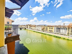 Appartamento in Vendita in Ponte Vecchio a Firenze