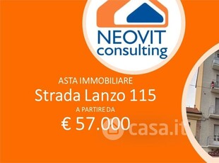 Appartamento in Vendita in Strada di Lanzo 115 a Torino