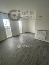Appartamento in Vendita in Via Alberto Ziveri a Roma