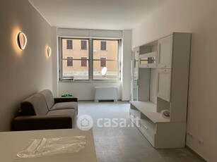 Appartamento in Vendita in Via Antonio Cantore a Genova