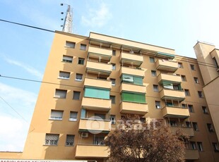 Appartamento in Vendita in Via Antonio Mambretti 36 a Milano