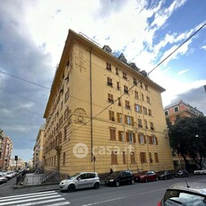 Appartamento in Vendita in Via Ayroli 28 a Genova