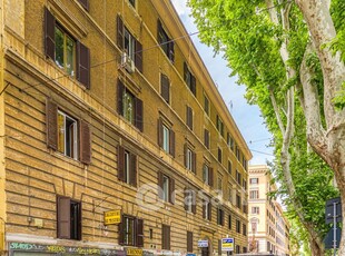 Appartamento in Vendita in Via Barletta 17 a Roma