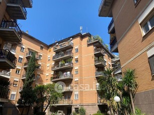 Appartamento in Vendita in Via Costantino Maes 68 a Roma