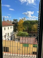 Appartamento in Vendita in Via degli Orti Oricellari a Firenze