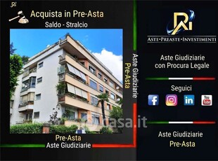 Appartamento in Vendita in Via della Camilluccia 23 a Roma