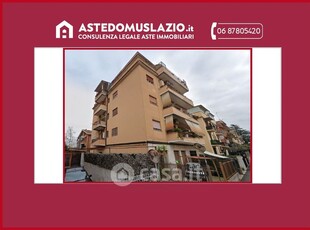 Appartamento in Vendita in Via delle Nespole 65 a Roma