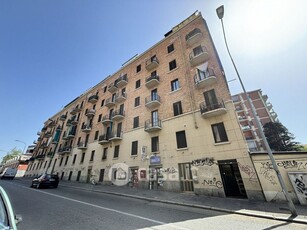 Appartamento in Vendita in Via Francesco Cigna 84 a Torino