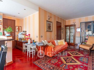 Appartamento in Vendita in Via Franco Russoli 7 a Milano