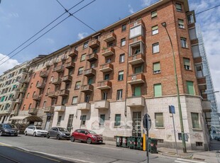 Appartamento in Vendita in Via Genova 166 a Torino