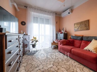 Appartamento in Vendita in Via Giambellino 96 a Milano