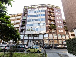 Appartamento in Vendita in Via Guido Cavalcanti 8 a Milano