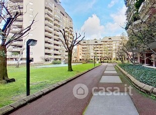Appartamento in Vendita in Via Ippodromo a Milano