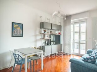Appartamento in Vendita in Via Lario a Milano