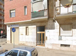 Appartamento in Vendita in Via Lemie 34 a Torino