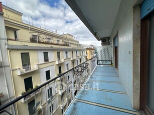 Appartamento in Vendita in Via Michele Kerbaker 86 a Napoli