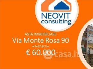 Appartamento in Vendita in Via Monte Rosa 90 a Torino