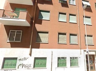 Appartamento in Vendita in Via Ogaden a Roma
