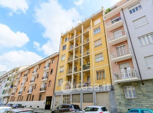 Appartamento in Vendita in Via Oropa 100 a Torino