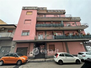 Appartamento in Vendita in Via Palermo a Misterbianco