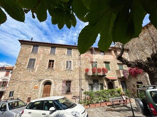 Appartamento in Vendita in Via Roma a Chianni