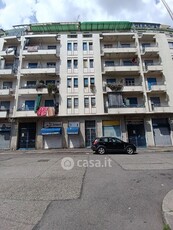 Appartamento in Vendita in Via Rondissone 26 a Torino