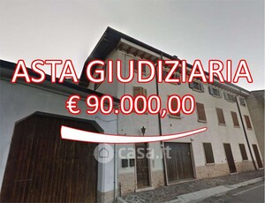 Appartamento in Vendita in Via Rovereto 380 a Dolcè