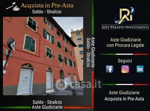 Appartamento in Vendita in Via San Quirico 45 a Genova