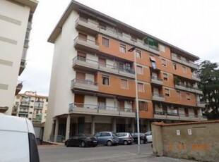 Appartamento in Vendita in Via Ugo Corsi 27 a Firenze